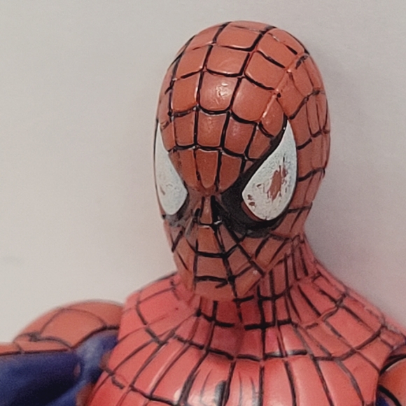 2009 Spider-Man Retro Marvel Legends 6" Action Figure - Picture 4 of 12